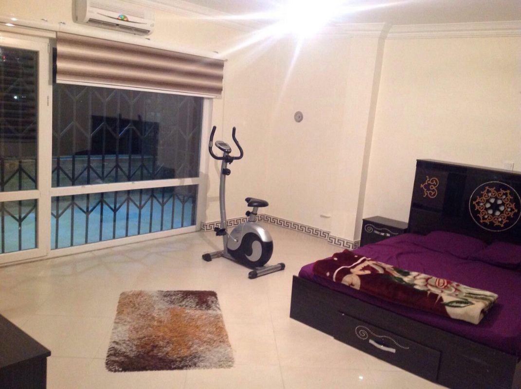 ویلا با استخر روباز چهار فصل