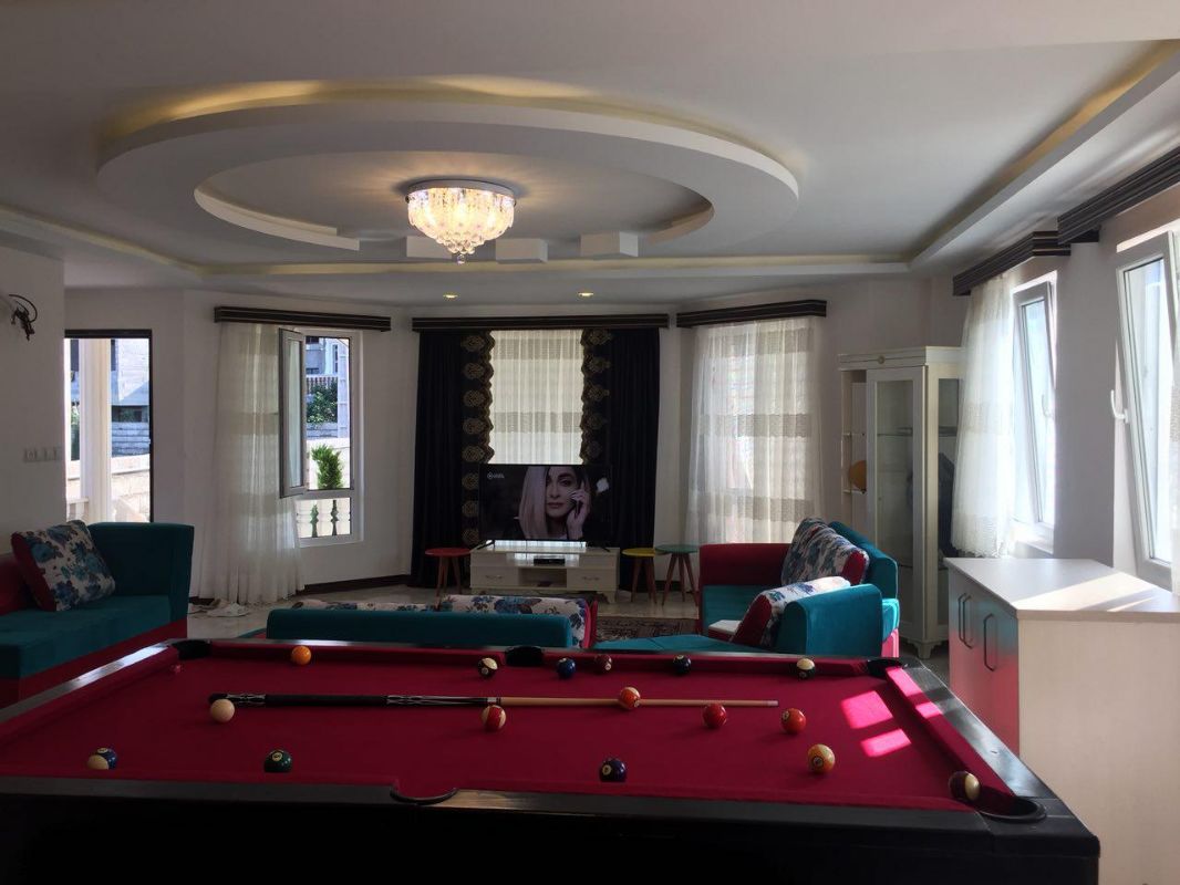 ویلا  با استخر گرم و سرد سه خواب  