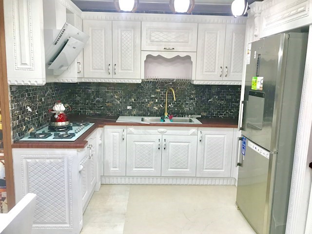 ویلای تریبلکس با استخر سر پوشیده