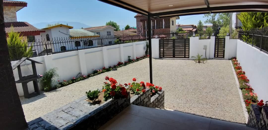 ویلای تربلکس استخردار