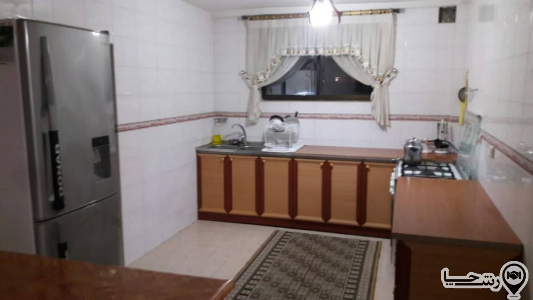 واحد اقامتی با استخر سرپوشیده