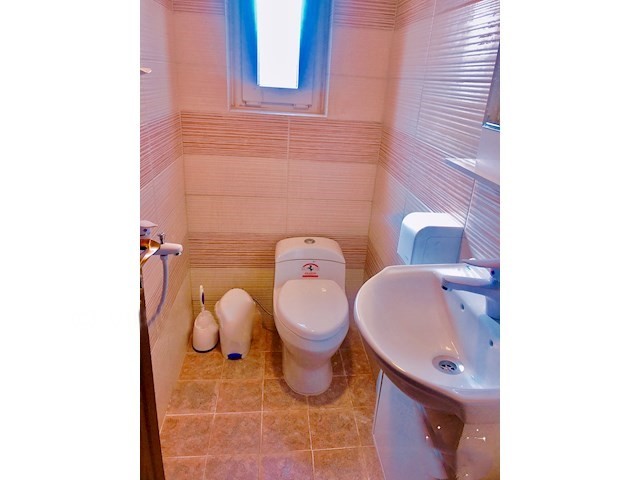 ویلای تریبلکس با استخر سر پوشیده