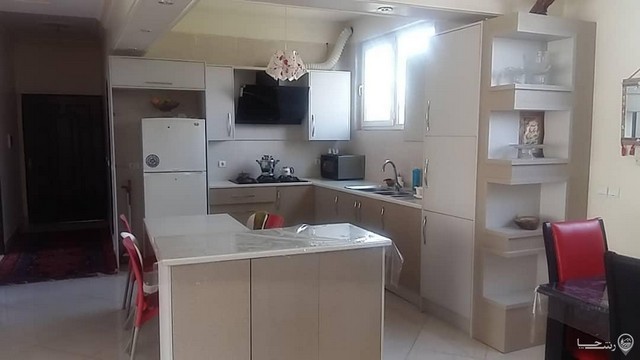 اجاره ویلای استخردار آبگرم  در کردان 