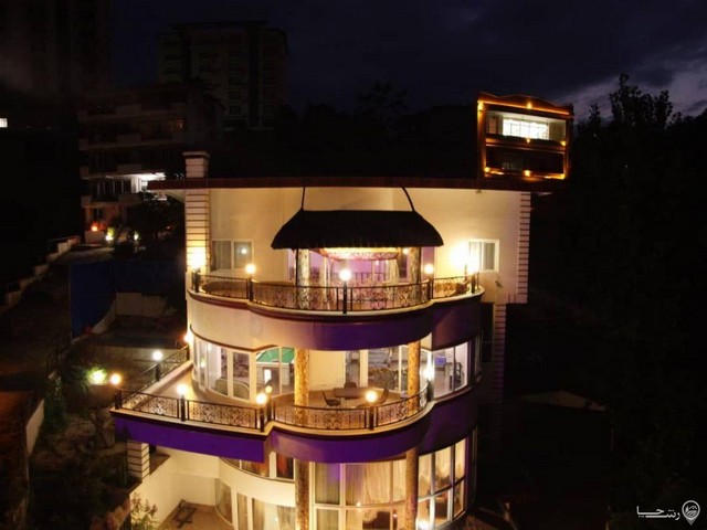 ویلا دوبلکس با استخرفضای باز