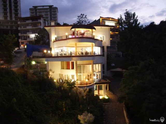 ویلا دوبلکس با استخرفضای باز