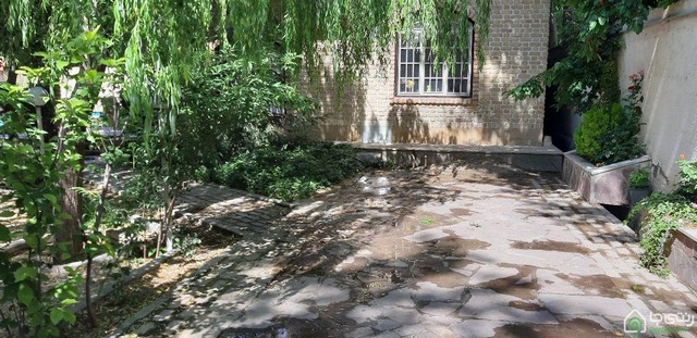 ویلا استخر آب گرم سرپوشیده کردان