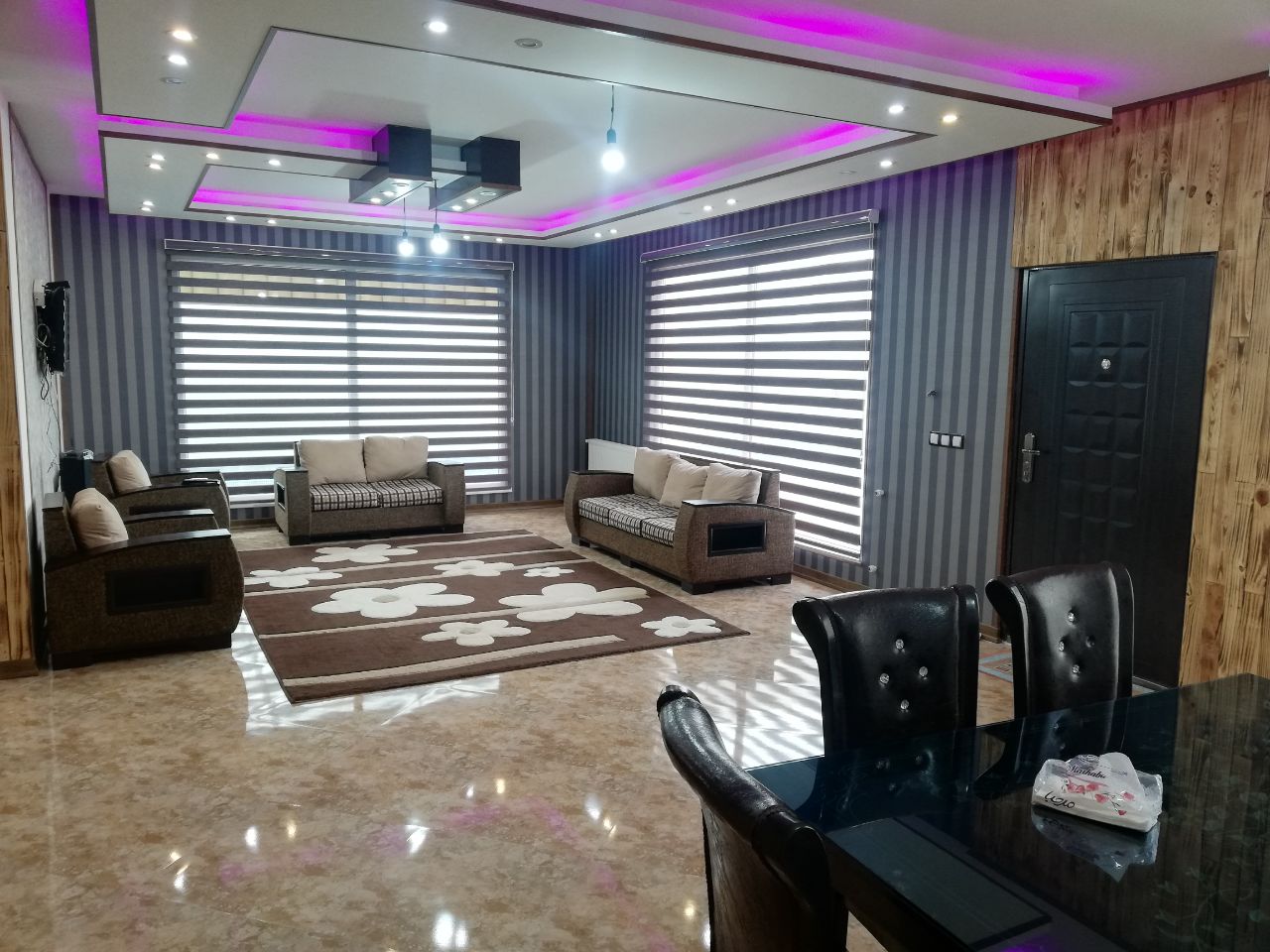  ویلا با استخر آبگرم