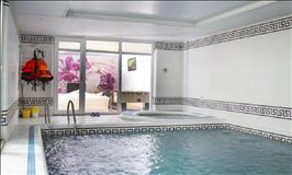 ویلای ویلای سه خواب استخردار 