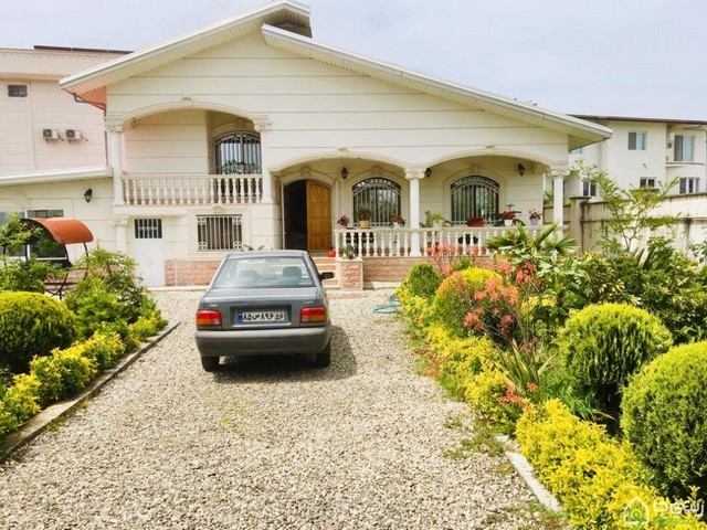 ویلای سه خواب استخردار 