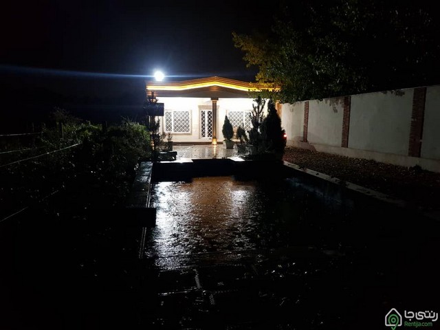 ویلا به همراه استخر آبسرد در کرج