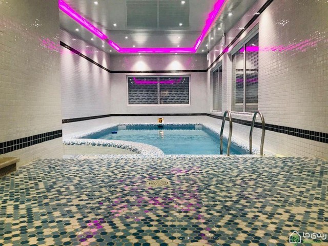 ویلااستخردار لب اب