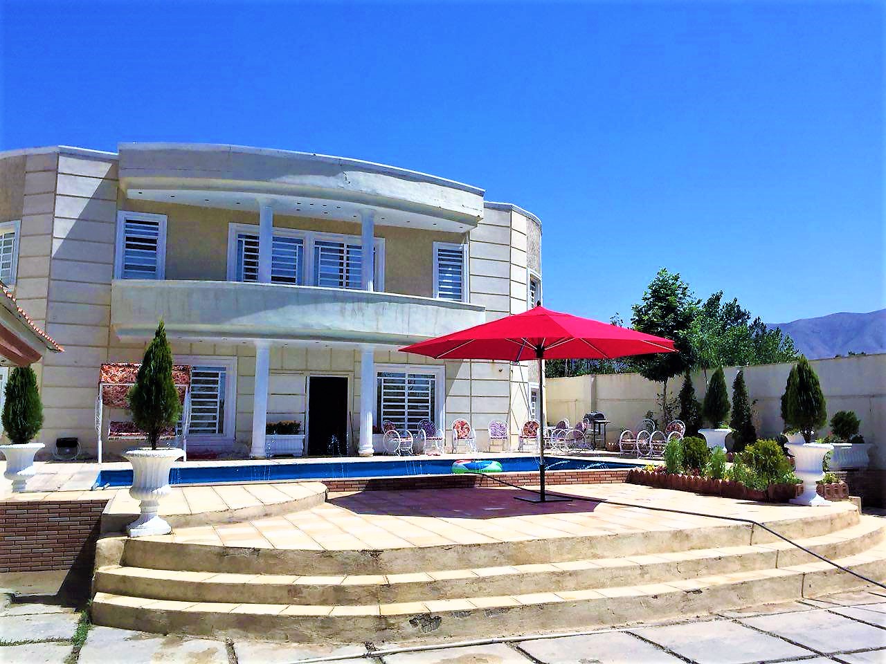 ویلا با استخرآبگرم در کردان