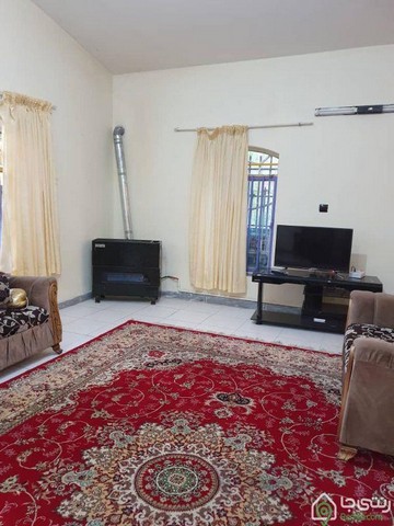 ویلا به همراه استخر آبگرم