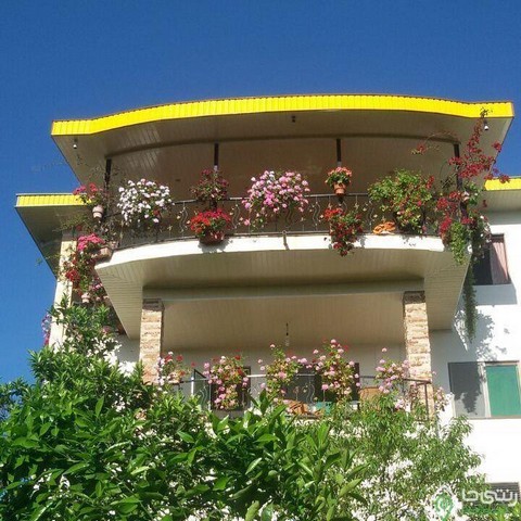 ساختمان آپارتمانی در تنکابن