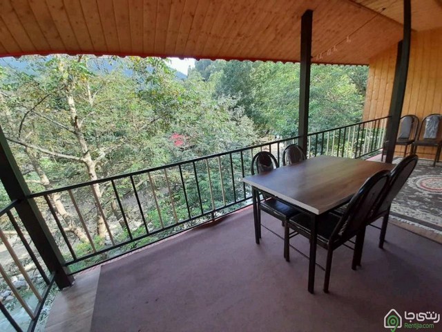 واحد چوبی جنگلی لب رودخونه در ماسال