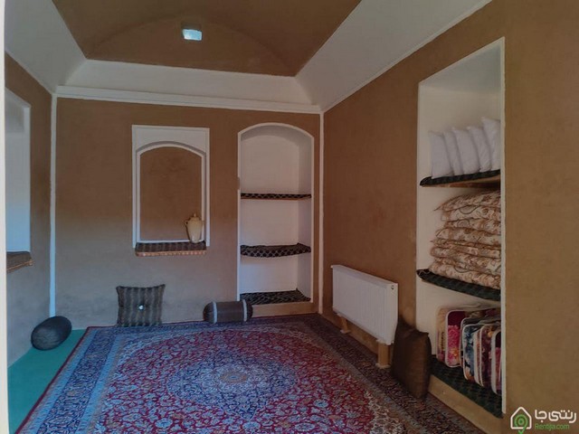 اقامتگاه عمارت سنتی شاباز ورزنه