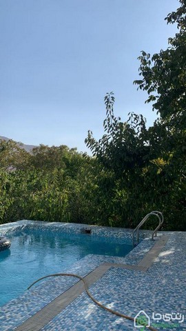 باغ ویلا استخردار
