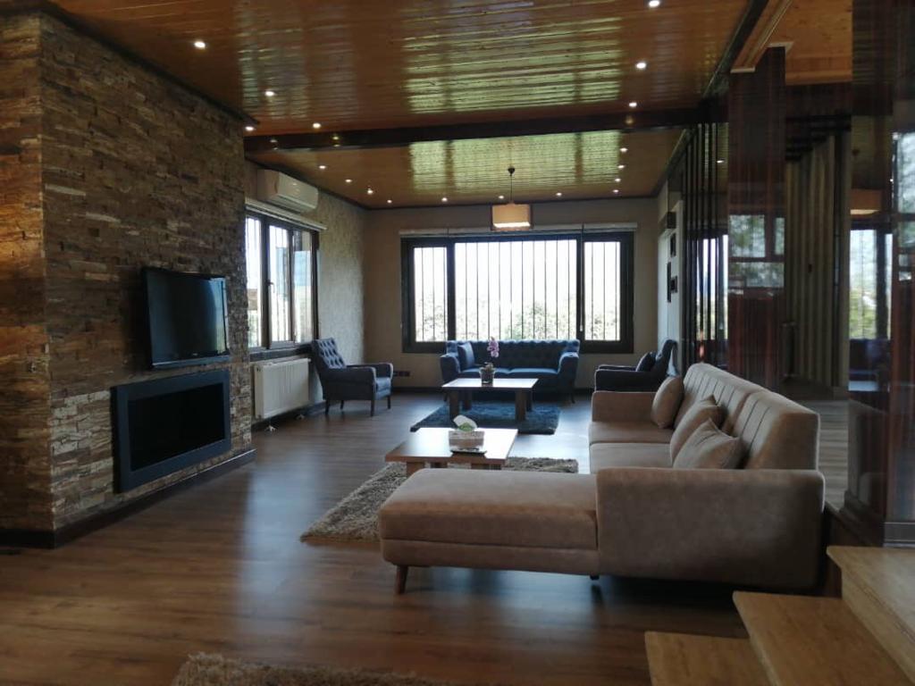 ویلای ساحلی و  استخردار در امیر رود