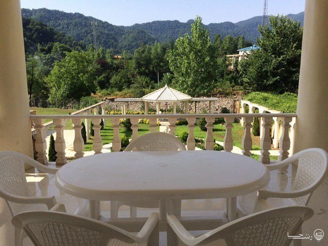 ویلای استخردار در قلعه رودخان