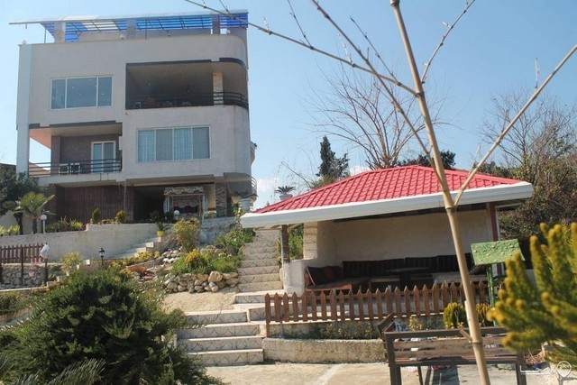 ویلای استخردار تریبلکس