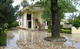 ویلای شش  خوابه ساحلی