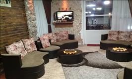 ویلا با آتشکده در نور