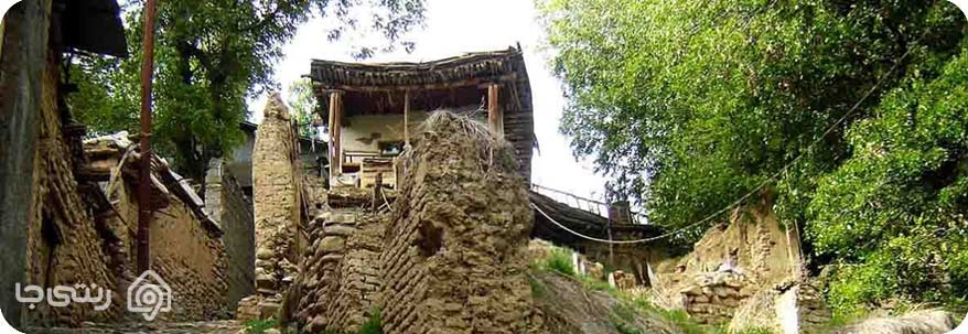 سفر به قلعه آغشت