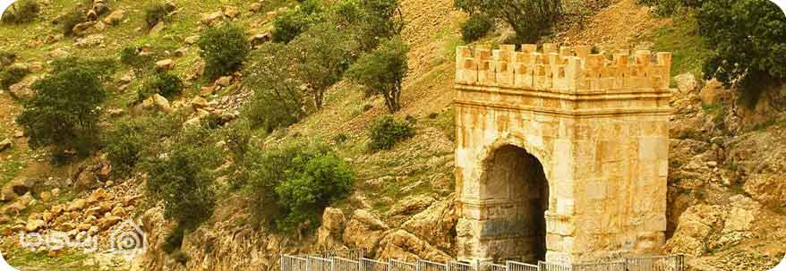 معبد آناهیتا